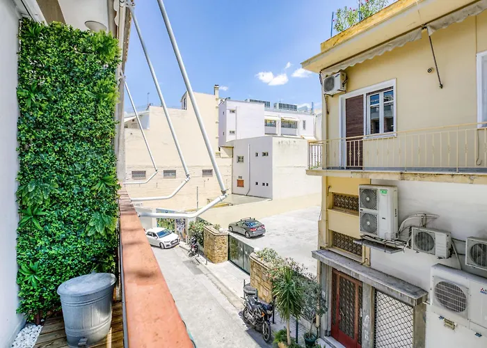 Studio In The Heart Of Acropolis